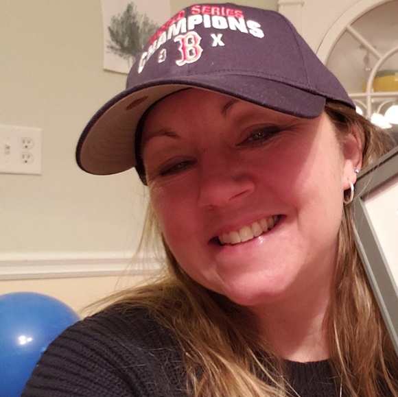 Meet your Posher, Amber - Picture 1 of 1